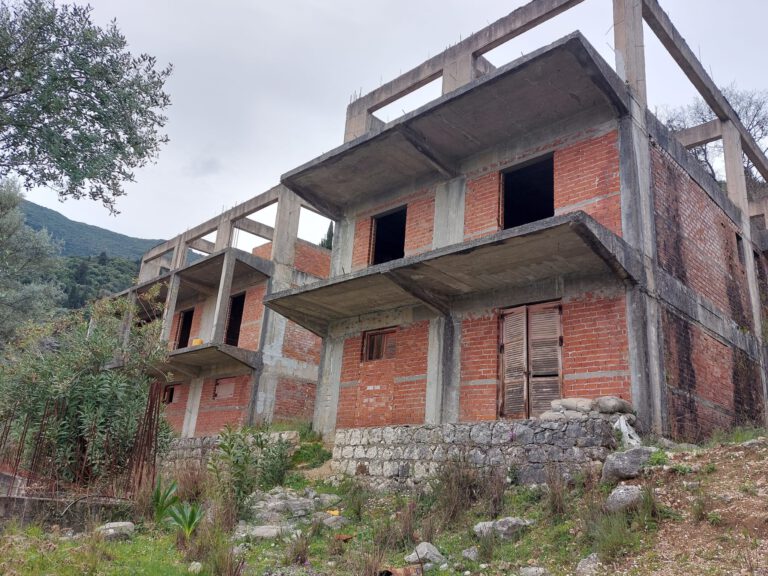 3bd45daf-0d63-48aa-b4c5-e9e823f28367