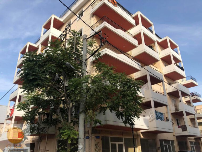 APARTMENT_BUILDING_-_PIRE-005