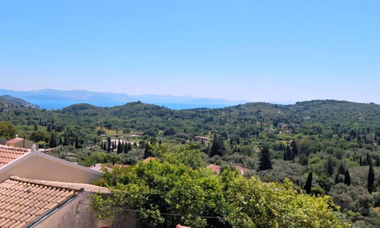 e8d41fd6-3b9b-4108-9de5-b5facface8e2