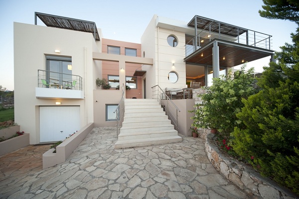 serenity_outdoor_entrance