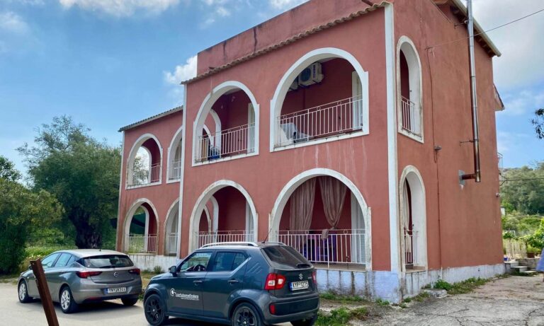 aa5e2870-e453-4714-bb29-fba935c9afce