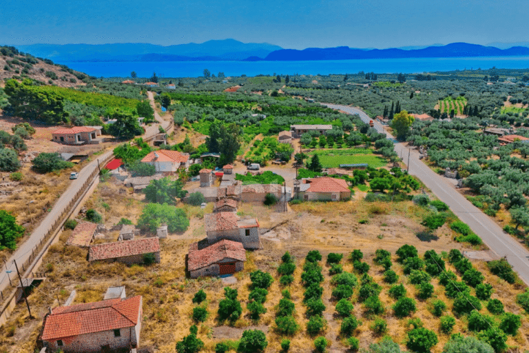 Traditional-house-10-to-2-hours-from-Athens-1